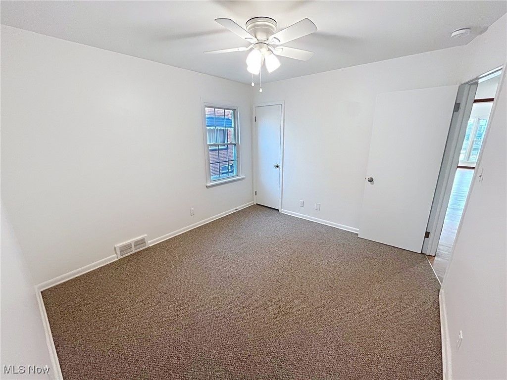 Photo of 18411 Chagrin Boulevard, Shaker Heights, OH 44122 (MLS # 5180372)