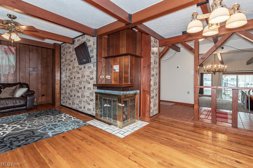 Chagrin Lagoons - Residential