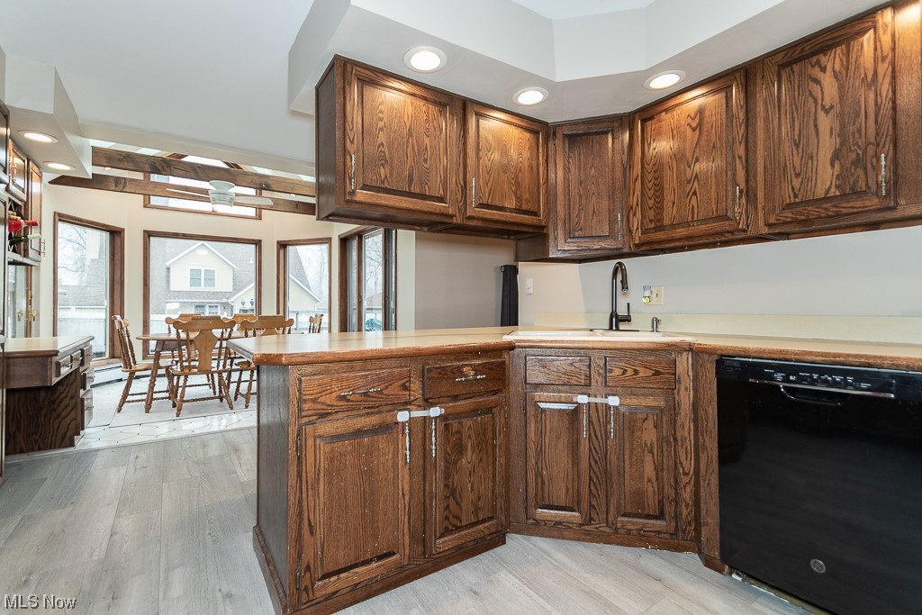 Chagrin Lagoons - Residential