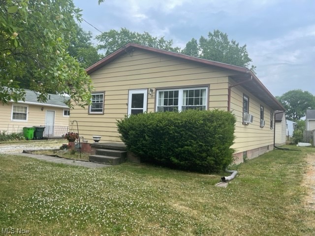 Welcome to 1152 Stratford St Barberton~Cute ranch with 4 CAR Garage. One very large master bedroom and one additional bedroom on main floor. Room for third bedroom in basement. New flooring in living room. Kitchen is spacious. HWT new 2015. Check out 1152 Stratford St, Barberton!