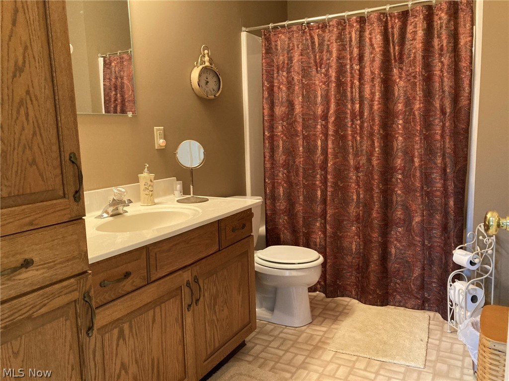 Kelleys Island Quarry - Residential