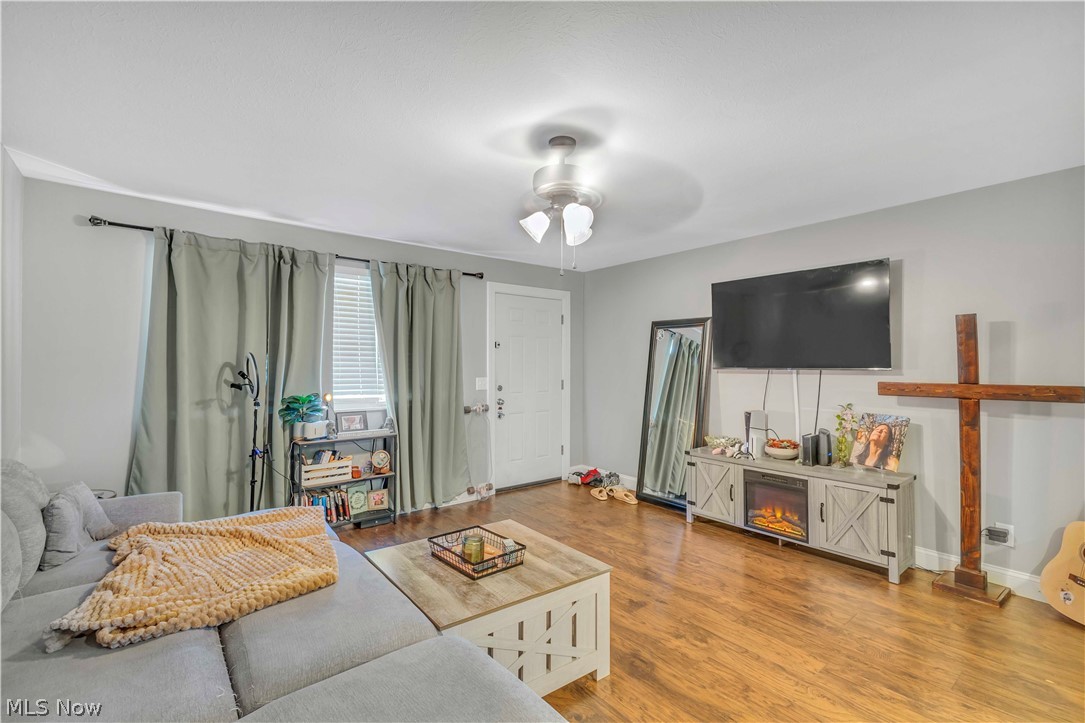 Pearl E Walker Sub - Residential Income