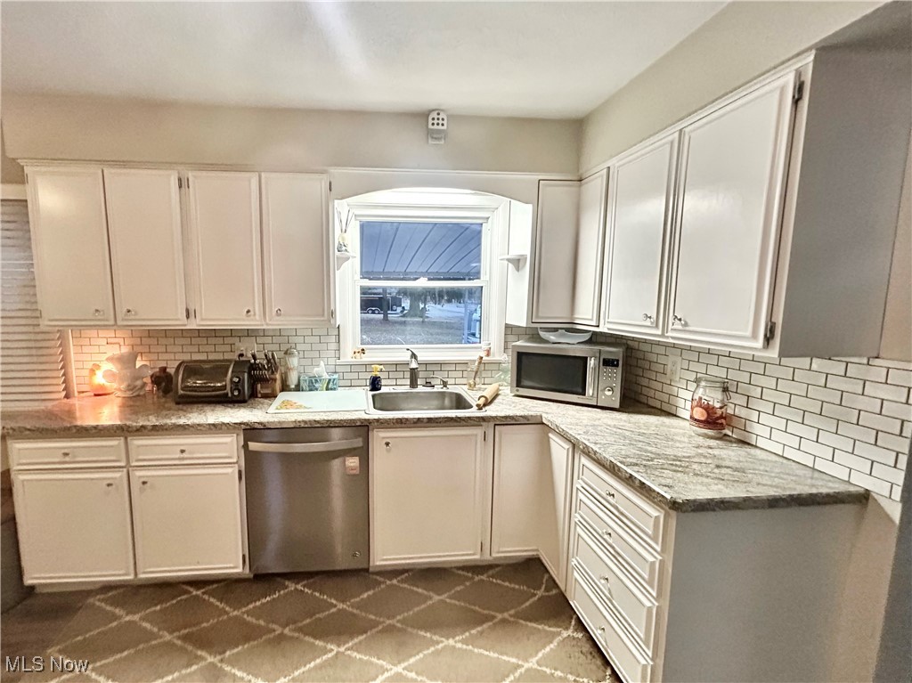 4985 E Radio Road, Austintown, Ohio image 10