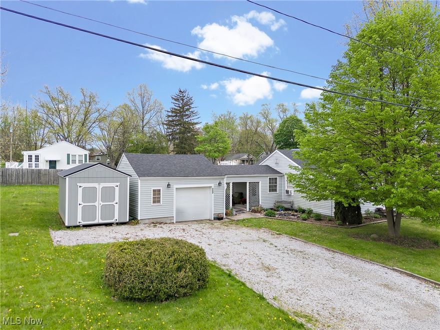 AUCTION DATE: WEDNESDAY June 11th, 2025 AT 5:30PM. You can preview this home/property at these OPEN HOUSE DATES: 05/18/25 1:00-2:30pm, 06/05/25 - 5:00-6:30pm, and auction day Wednesday June 11th 4:00-5:30pm.  Welcome to 3157 Linda Street – convenience and desirable one-floor living, Enjoy two spacious first-floor bedrooms, a bonus room, large walk-in closet, 1.5 baths, and first-floor laundry for added ease. Additional highlights include a 1+ car garage, full basement, covered breezeway/patio, and a generous lot with a 12'x16' storage barn. Major mechanical updates include a 1-year-old roof, newer well pump, pressure tank, and hot water tank. Seller reserves the right to accept a pre-auction offer prior to auction day. Any inspections desired by a buyer are to be completed prior to fully executed purchase contract at buyer's expense.