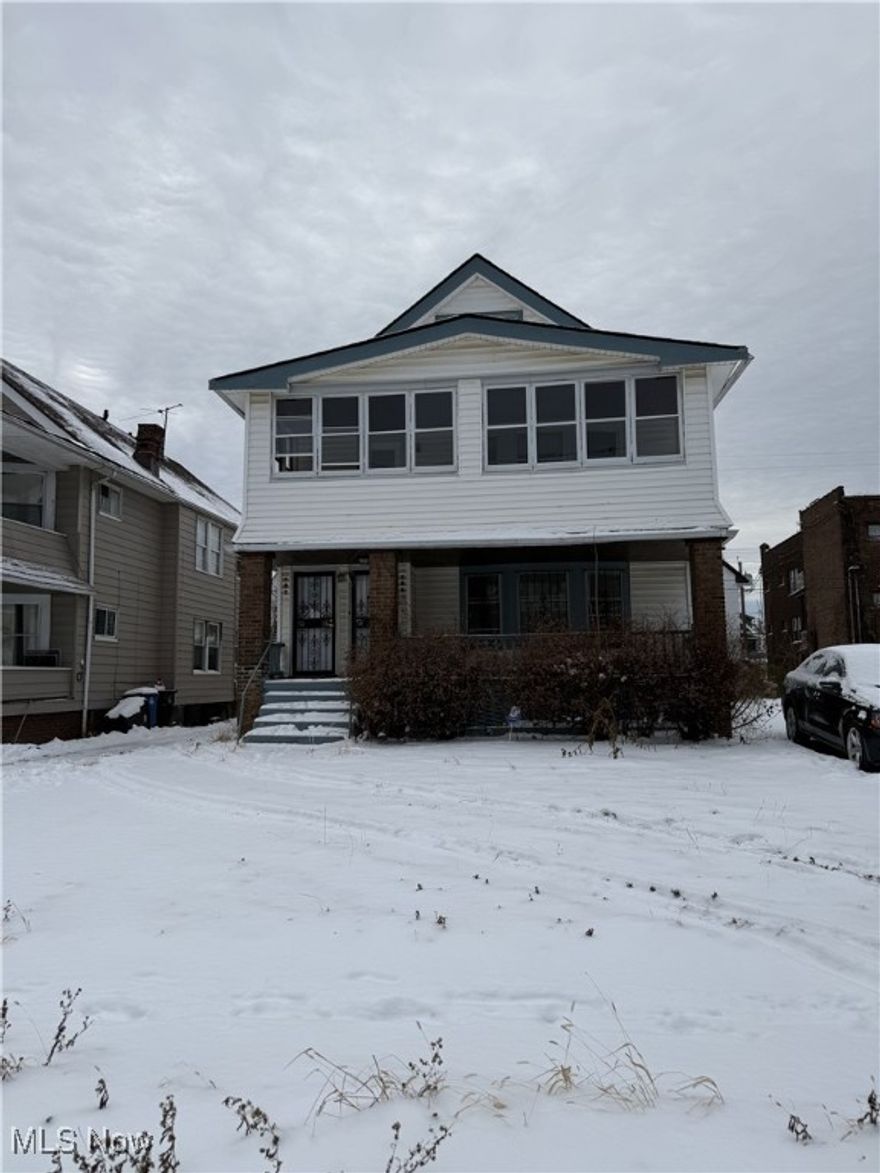 Great opportunity to own a vacant duplex in Cleveland with excellent income potential. Property offers two units with functional layouts and the ability to generate approximately $2,400 per month in projected rental income at market rents. Both units are currently vacant, allowing a new owner to select tenants and set rents immediately. Ideal for investors or owner-occupants seeking a buy-and-hold opportunity. Conveniently located near major highways, shopping, employment centers, and public transportation. Easy to show.  Home is missing HVAC and hot water tank.