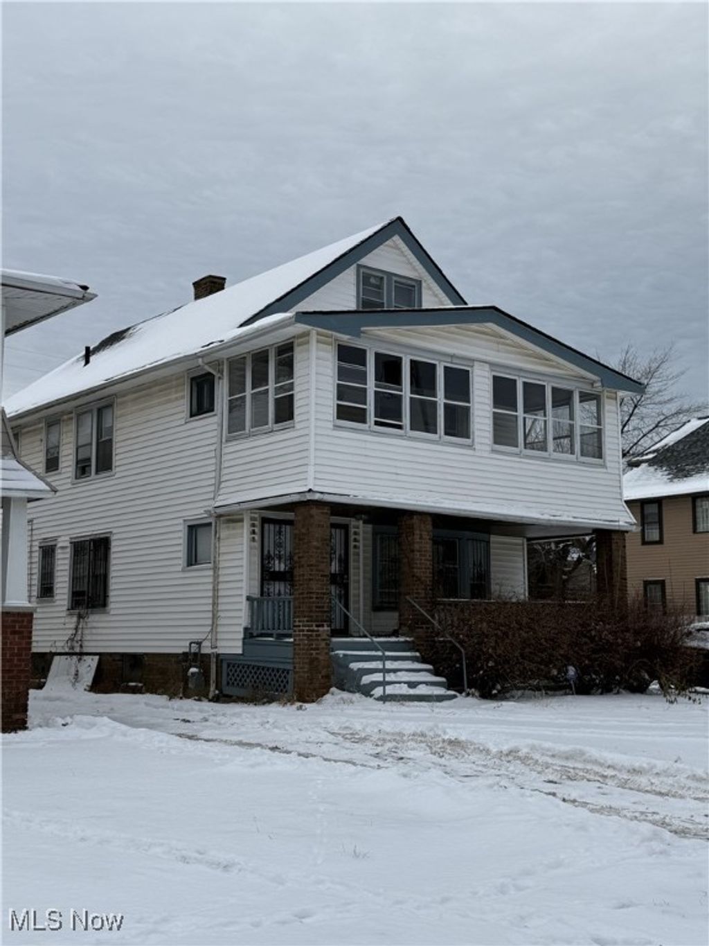 Photo of 872 Paxton Road, Cleveland, OH 44108 (MLS # 5177475)