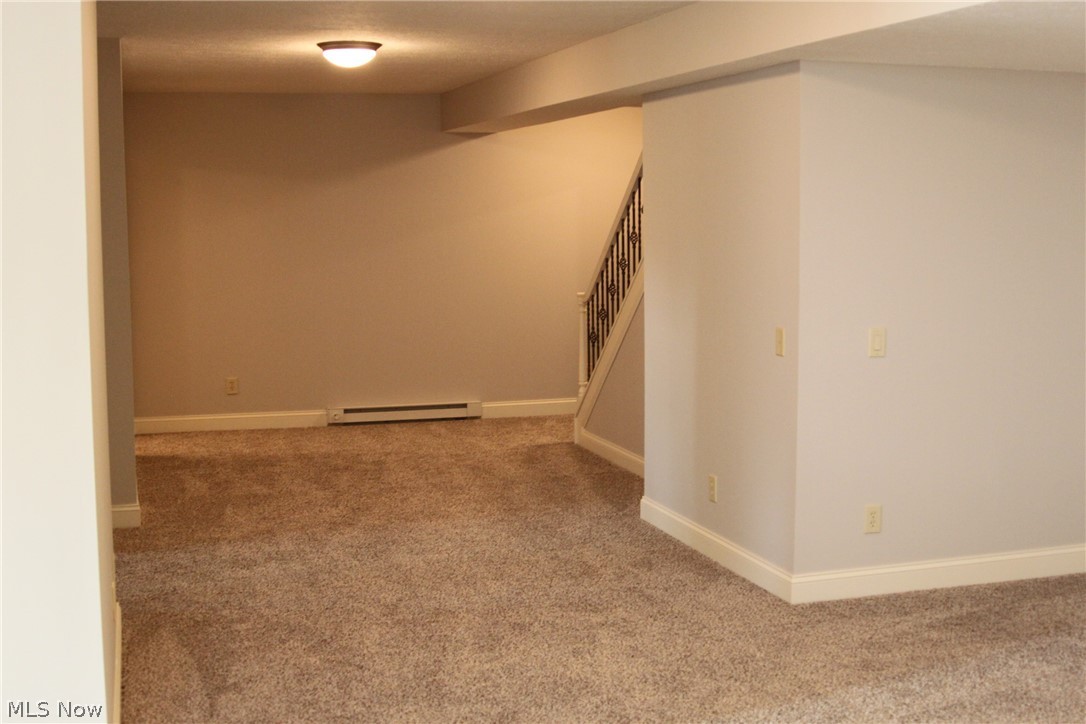 Rolling Green 01 - Residential