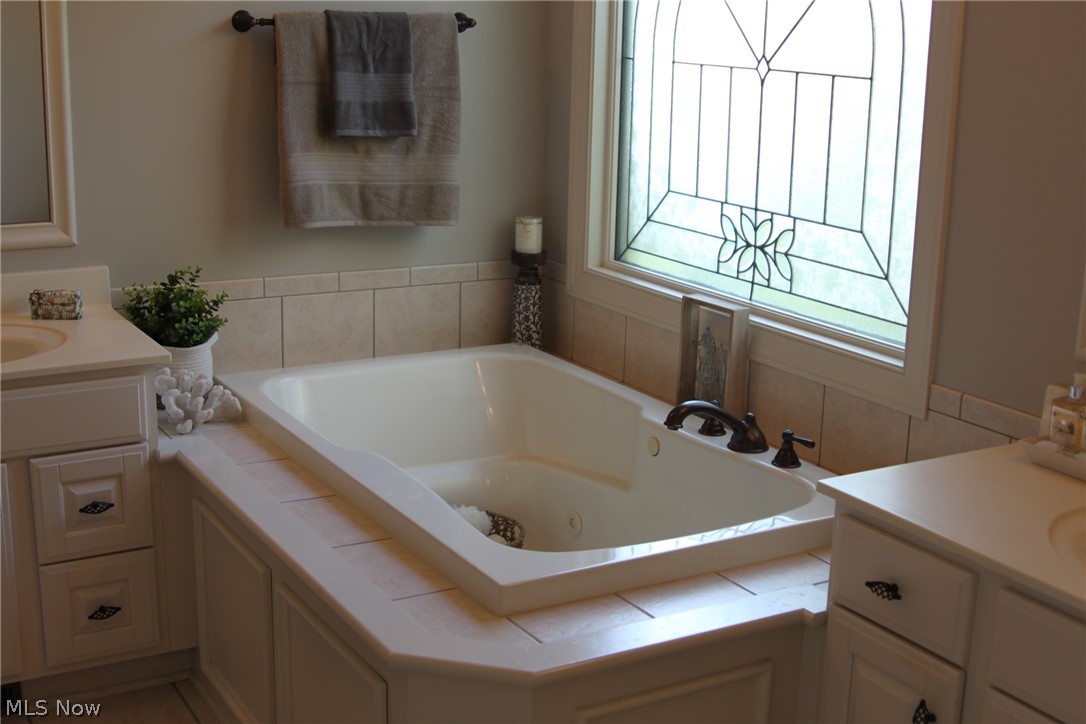 Rolling Green 01 - Residential