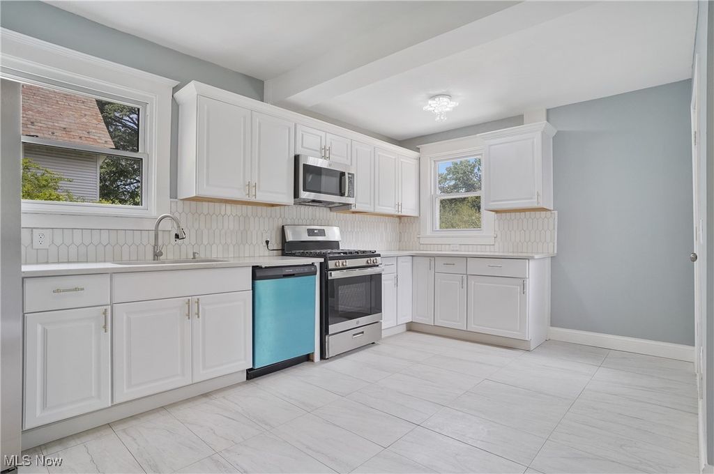 Photo of 7085 Youngstown Pittsburgh Road, Poland, OH 44514 (MLS # 5168503)