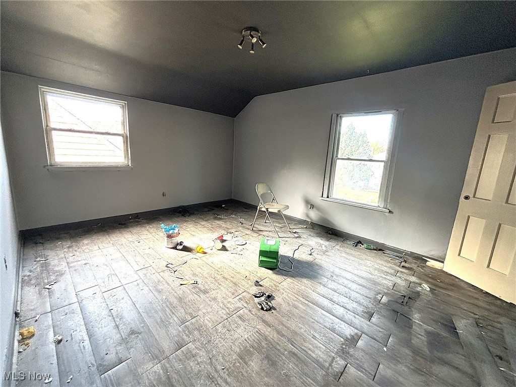 3957 Strandhill Road