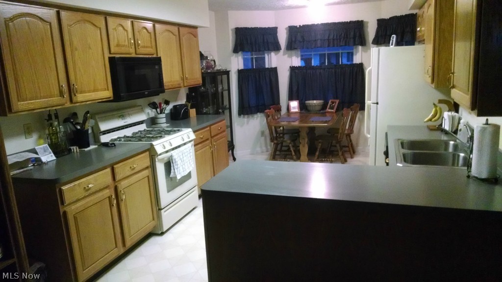 Village/Burton - Residential