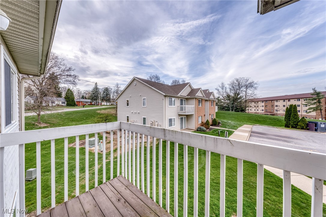 1477 Buckingham Gate Boulevard #E, Cuyahoga Falls, Ohio image 32