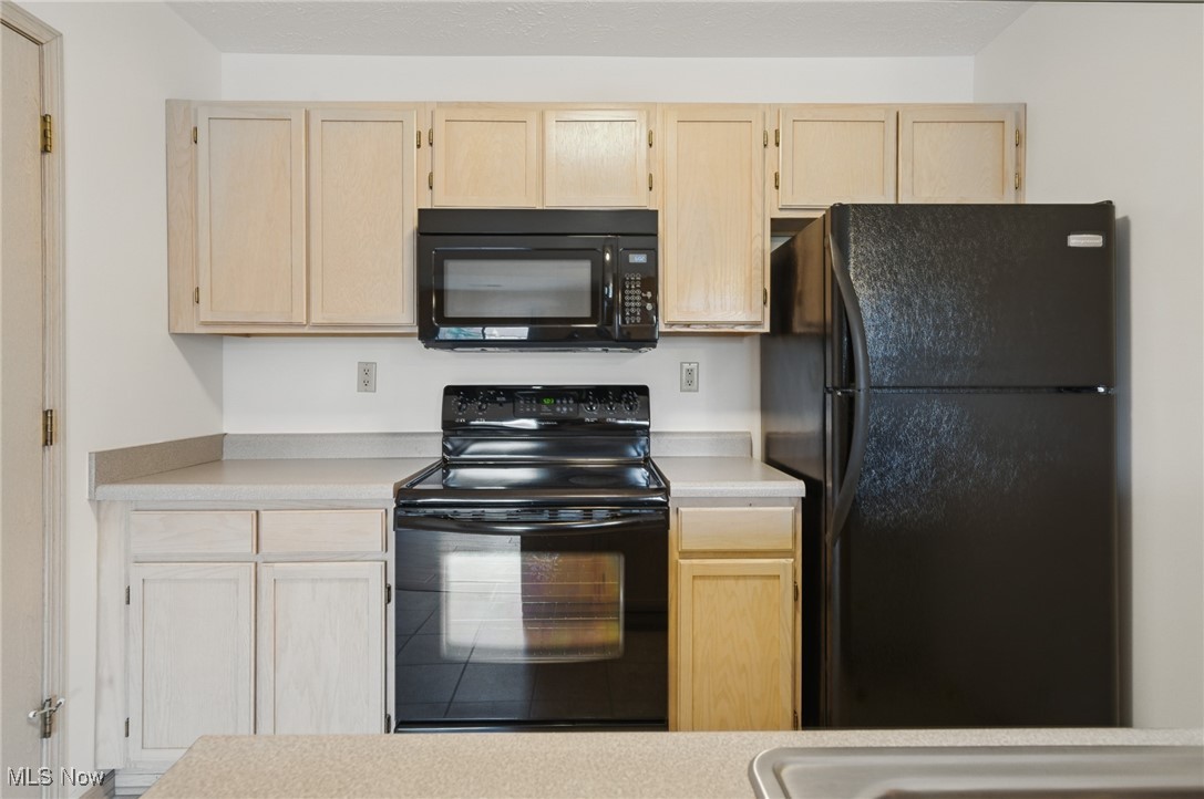 1477 Buckingham Gate Boulevard #E, Cuyahoga Falls, Ohio image 18