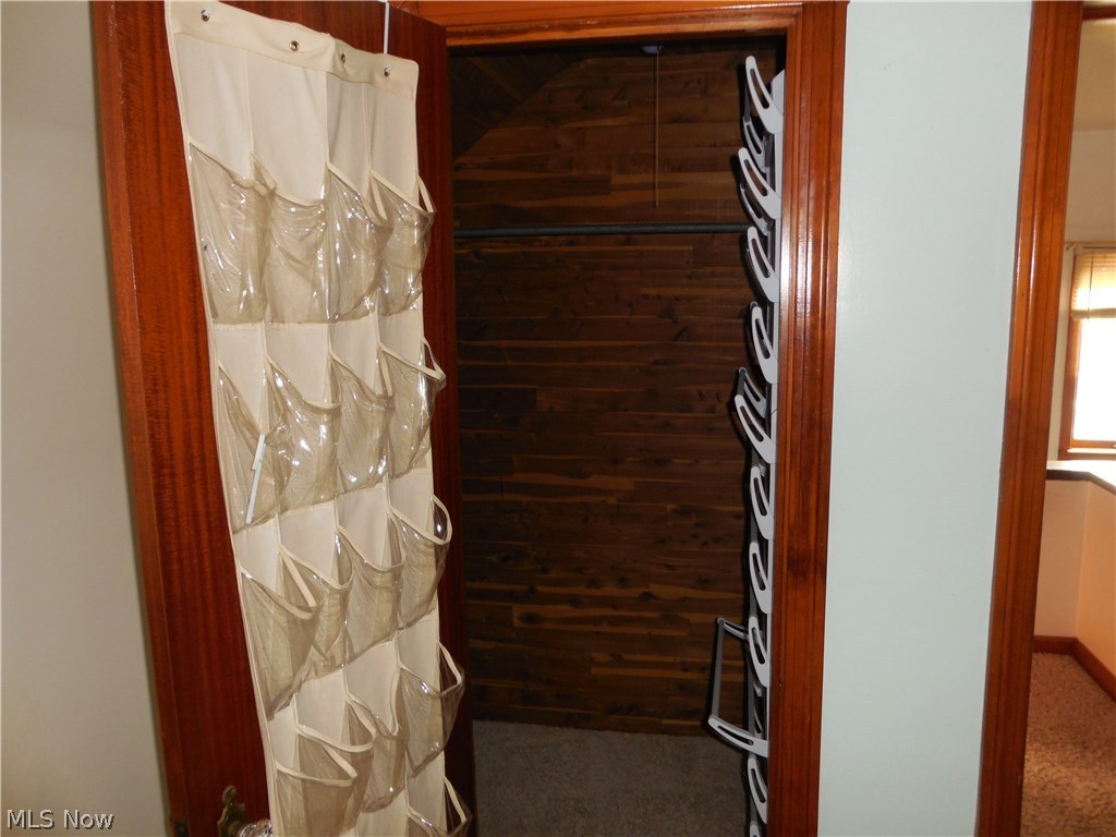 Carlton Crest - Residential Lease