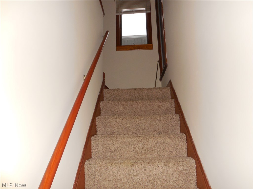 Carlton Crest - Residential Lease