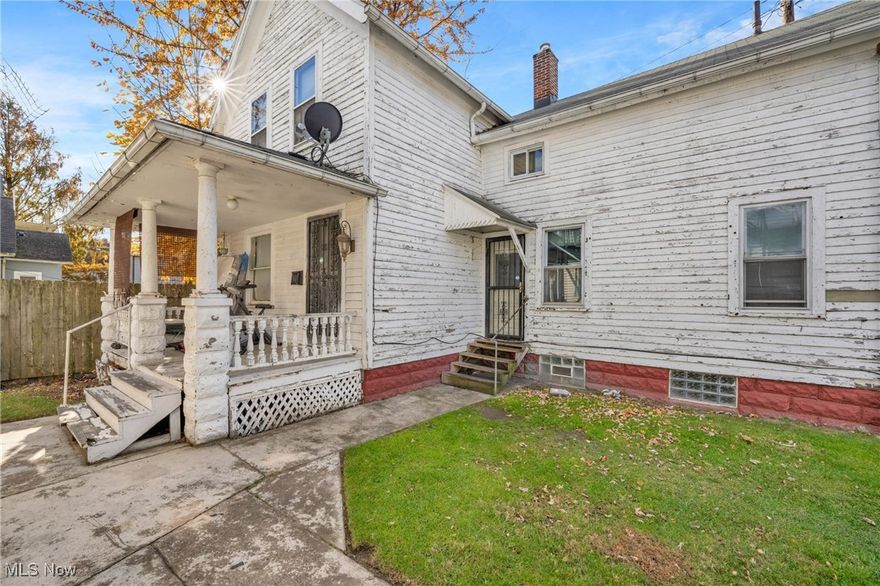 Investor Opportunity in Detroit Shoreway!
This charming colonial single-family home sits in the highly desirable Detroit Shoreway neighborhood, known for its vibrant community and convenient access to downtown Cleveland. Featuring classic colonial architecture and spacious living areas, this property offers immediate rental income with a reliable month-to-month tenant already in place.
With a strong capitalization rate and steady tenancy, this home makes an excellent addition to any investor’s portfolio. Enjoy a prime location near popular restaurants, shops, schools, and parks—ideal for long-term value and demand.
Whether you’re an experienced investor or just getting started, this property presents a stable and profitable opportunity in one of Cleveland’s hottest neighborhoods. Sold as a package with 1820 W 57th Street. Don’t miss your chance to secure this investment!