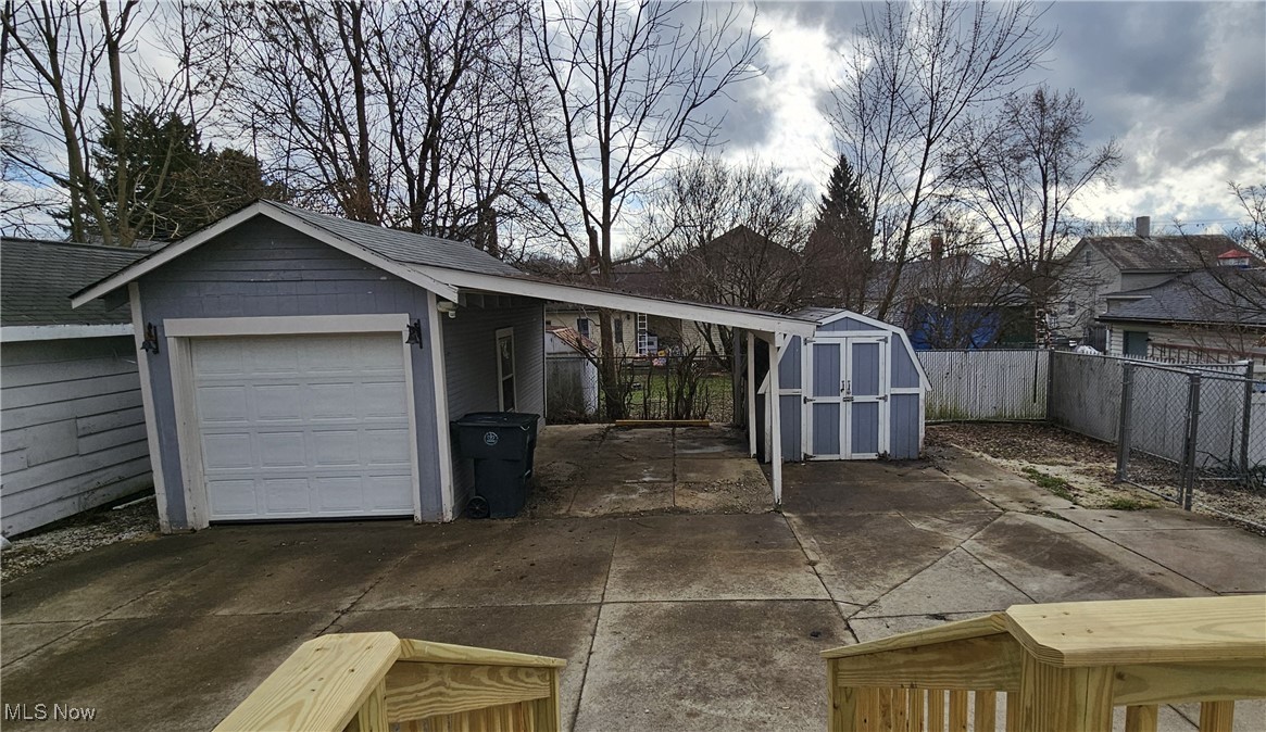 City/Wadsworth - Residential