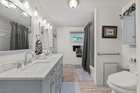Tiny photo for 907 Lindy Lane Avenue SW, North Canton, OH 44720 (MLS # 5256261)