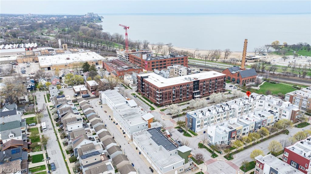 Photo of 1245 W 75th Street #D-1245, Cleveland, OH 44102 (MLS # 5200198)