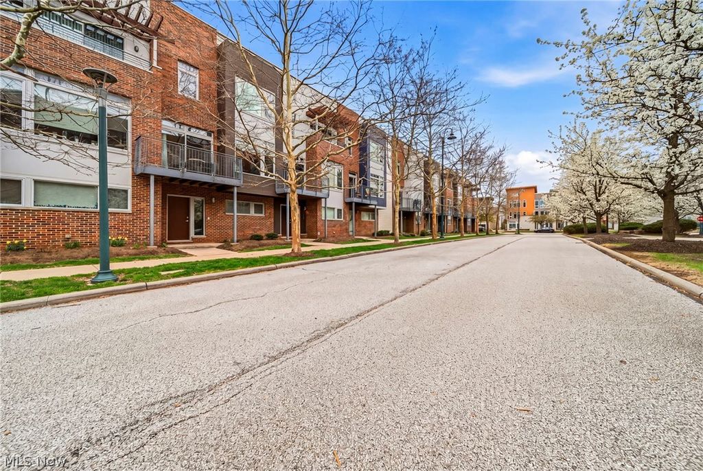 Photo of 1245 W 75th Street #D-1245, Cleveland, OH 44102 (MLS # 5200198)