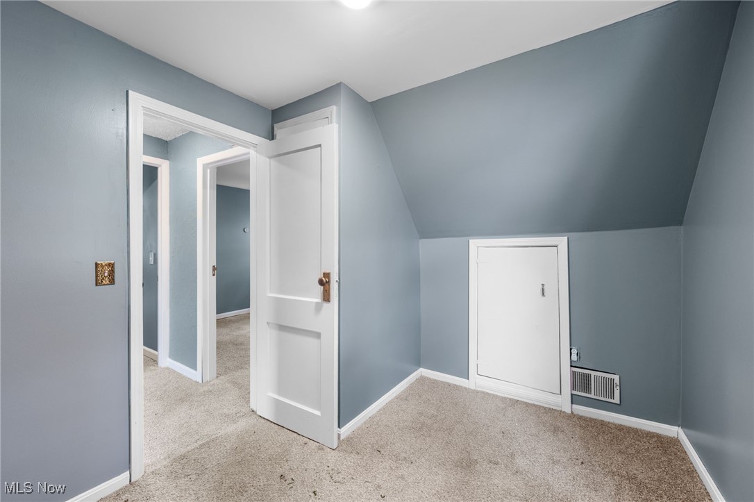 29928 Enid Road, Wickliffe, Ohio image 18