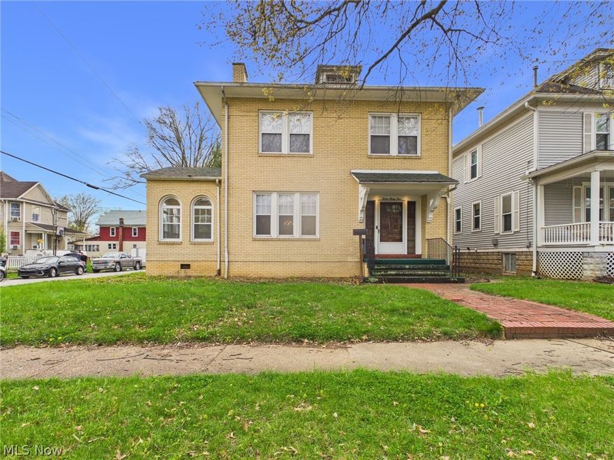 A magnificent remodel, bringing back to life the original character and energy of this home in a timeless manner. Accentuating its spacious rooms and unique touches, there is something for everyone to love about this residence. Offering 3-4 bedrooms and 2.5 baths with original hardwood, crown molding, high ceilings, and a spacious floor plan, be prepared to fall in love. As you enter the spacious foyer that opens to a living room with a double-sided fireplace that treats it and a beautiful sunroom. Flowing all beautifully together through French doors to a chandelier-lit dining room. Just off it are two doors that lead into the eat-in portion of the kitchen or the newly updated kitchen itself, which boasts new tiling, granite countertops, and an inset stainless steel sink. This kitchen also leads directly to the semi-private backyard for entertaining and outdoor enjoyment, and a single-car detached garage. Don't let this one sneak by you. Book your showing today!