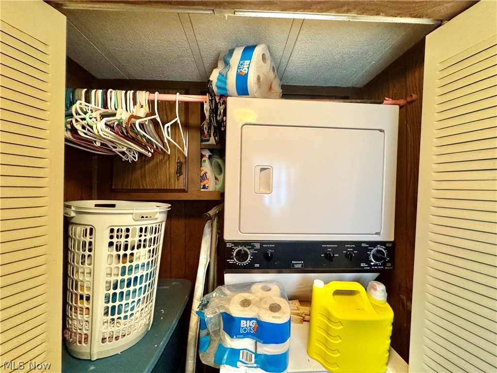 Sharon Heights - Residential