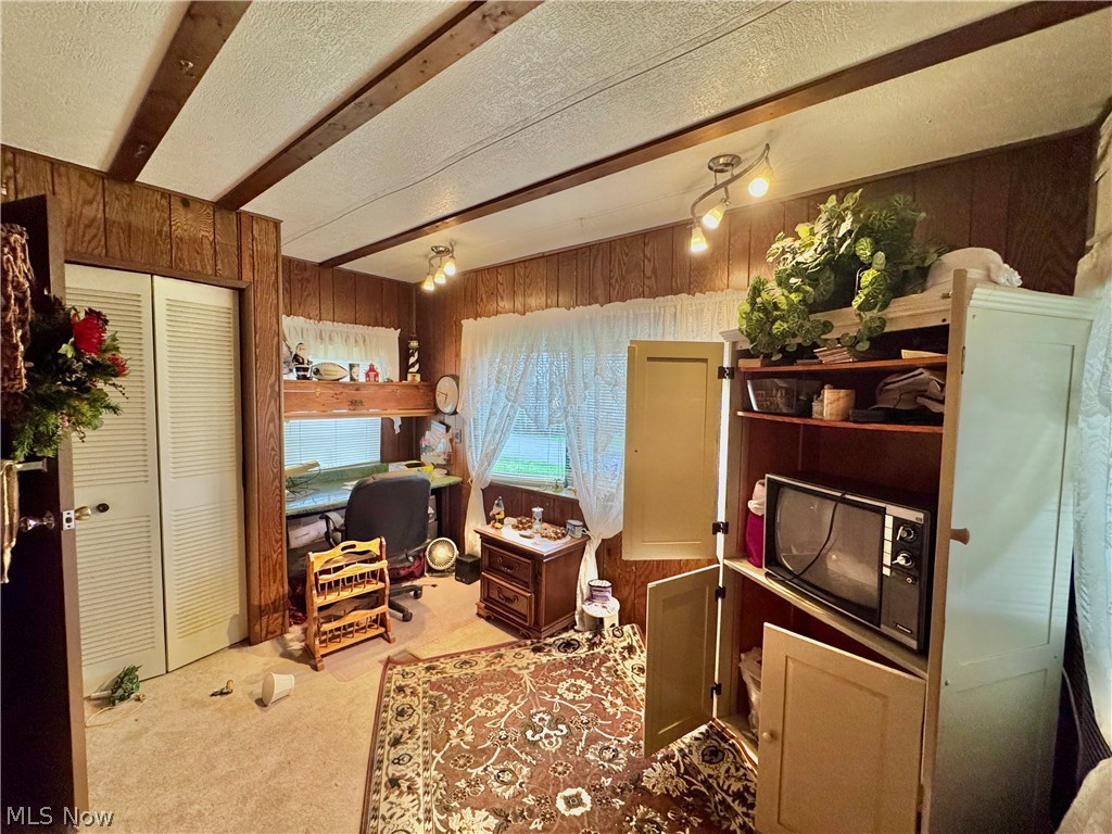 Sharon Heights - Residential