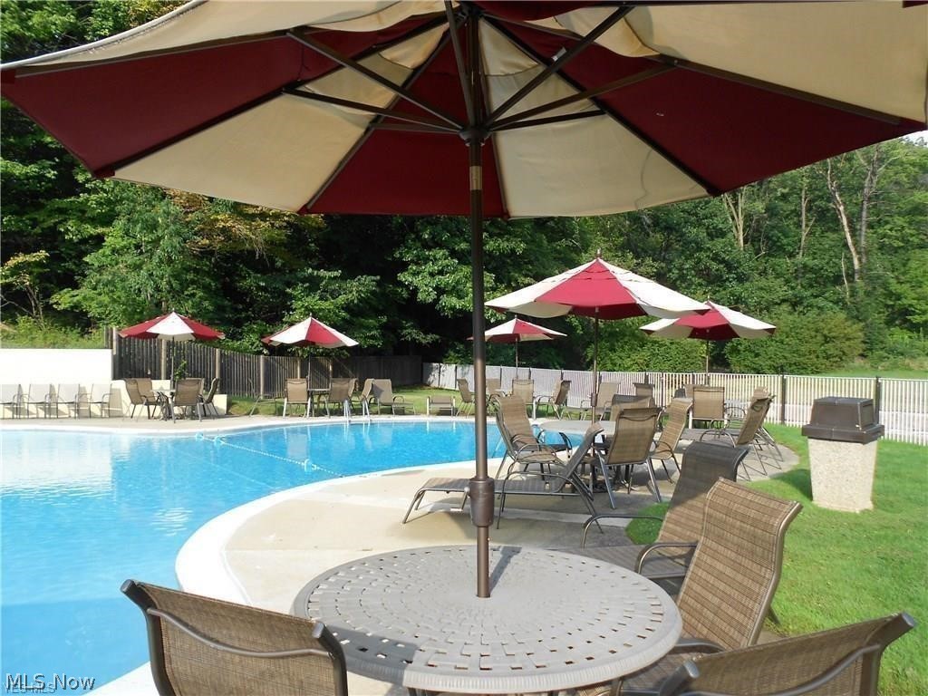 Silver Lake Towers - Residential