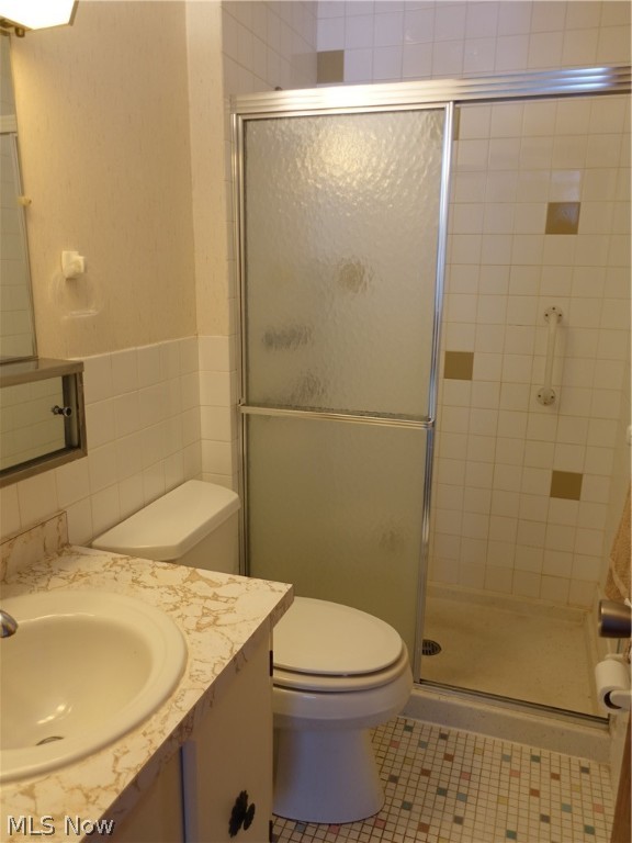 Silver Lake Towers - Residential