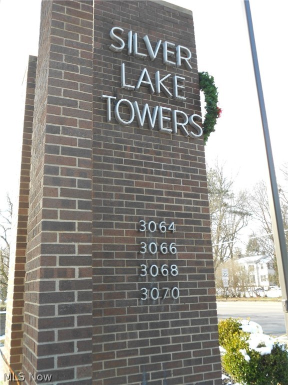 Silver Lake Towers - Residential
