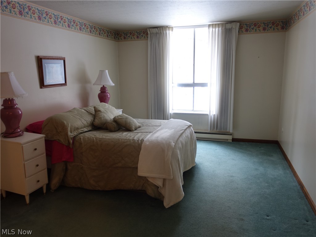 Silver Lake Towers - Residential