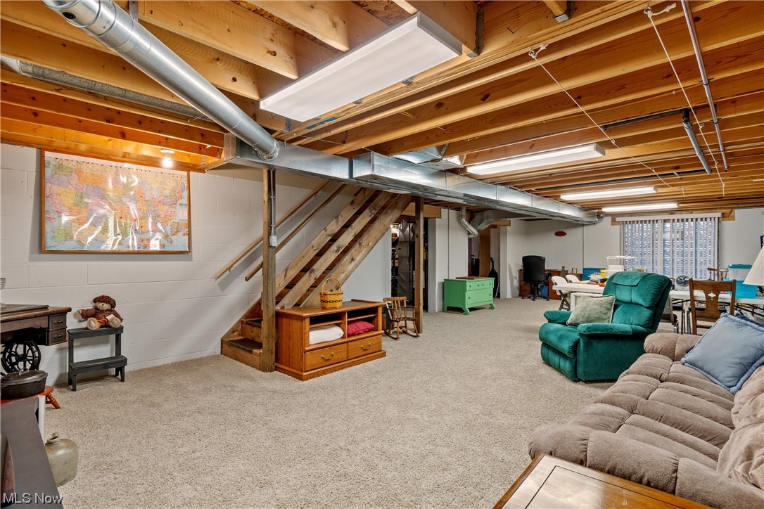 Villas At London Square - Residential