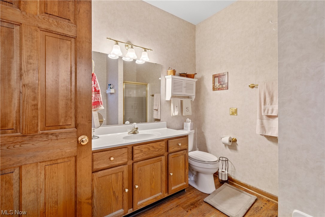 Villas At London Square - Residential