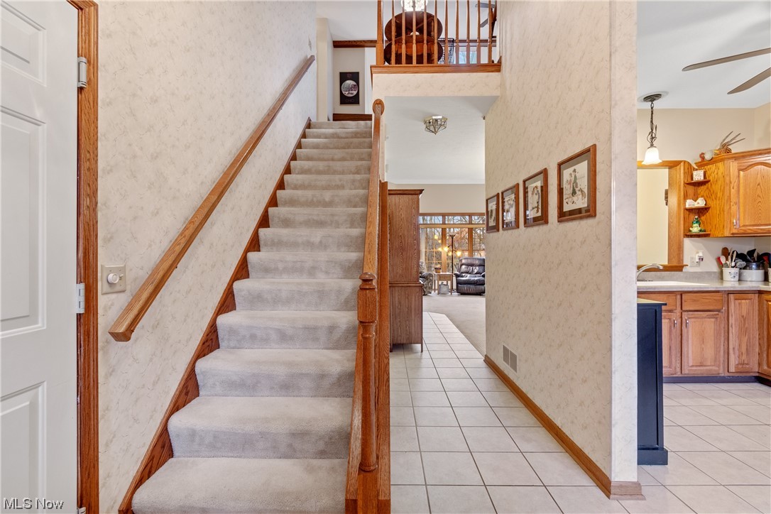 Villas At London Square - Residential