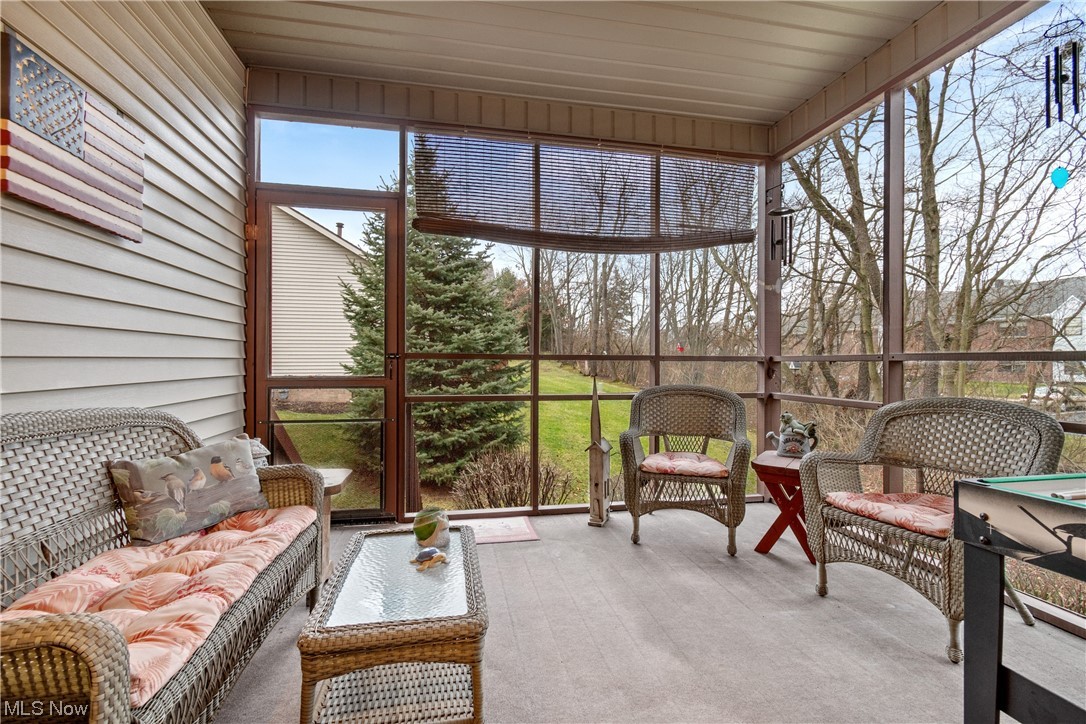 Villas At London Square - Residential