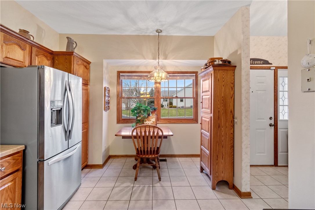 Villas At London Square - Residential