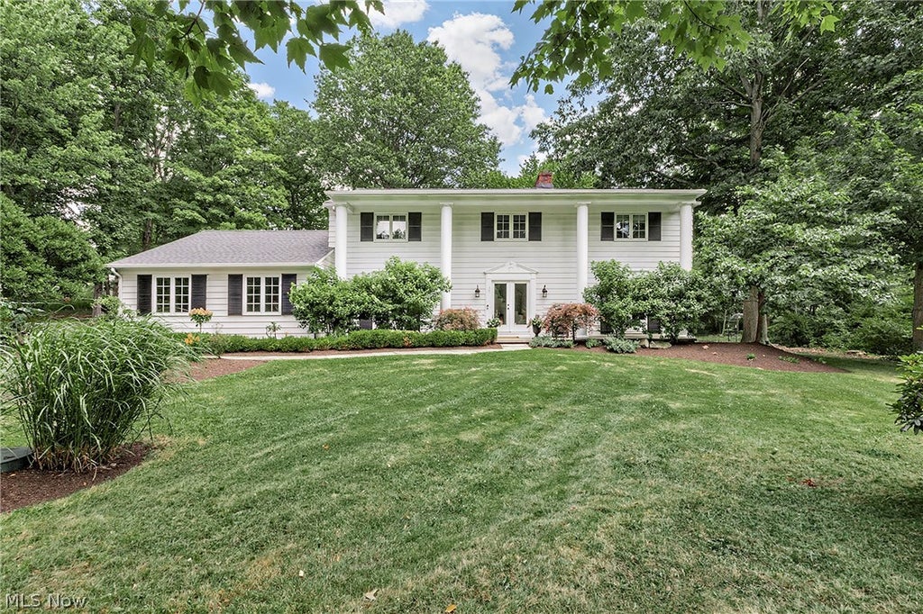 Photo of 3189 Lander Road, Pepper Pike, OH 44124 (MLS # 5224283)