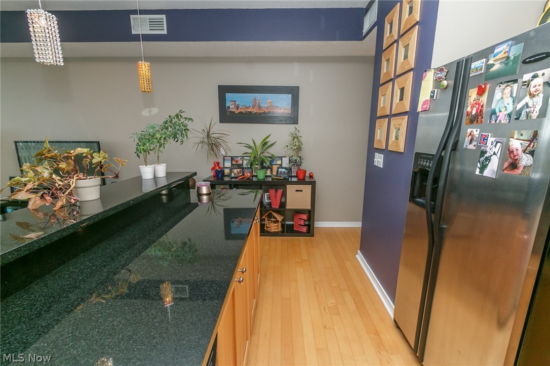 Stonebridge Ph 01 Condo - Residential