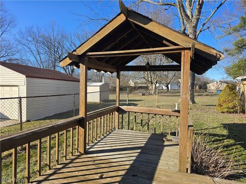 Tiny photo for 27 Grandmere Drive, Bedford, OH 44146 (MLS # 5190600)