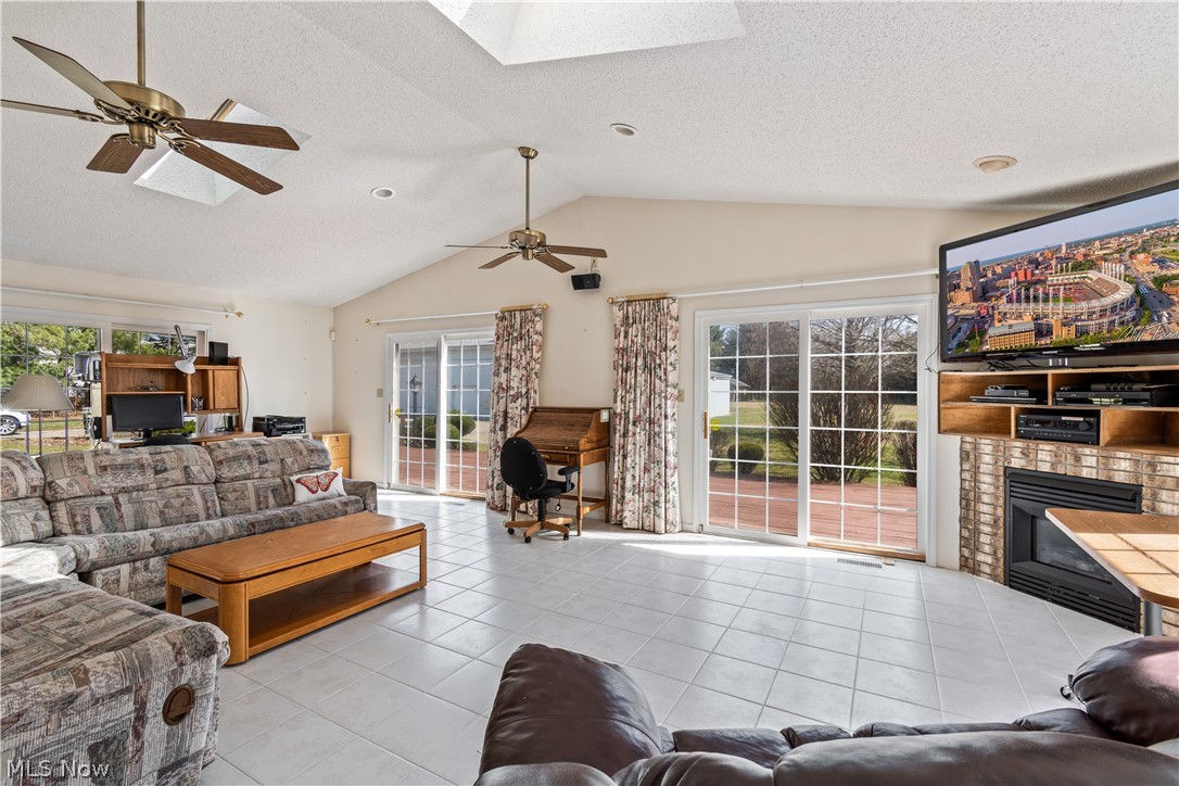 Sharon - Residential