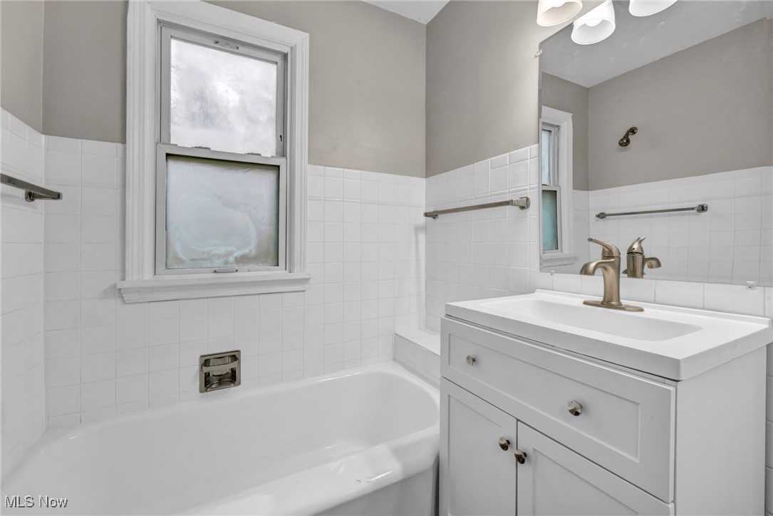 12931 Fruitside Road, Garfield Heights, Ohio image 19