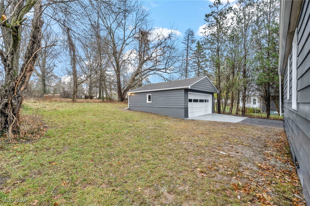 12931 Fruitside Road, Garfield Heights, Ohio image 7