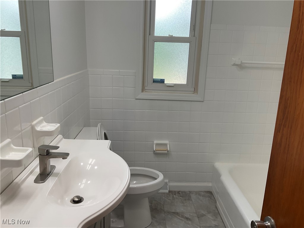 Woodmere - Residential Lease