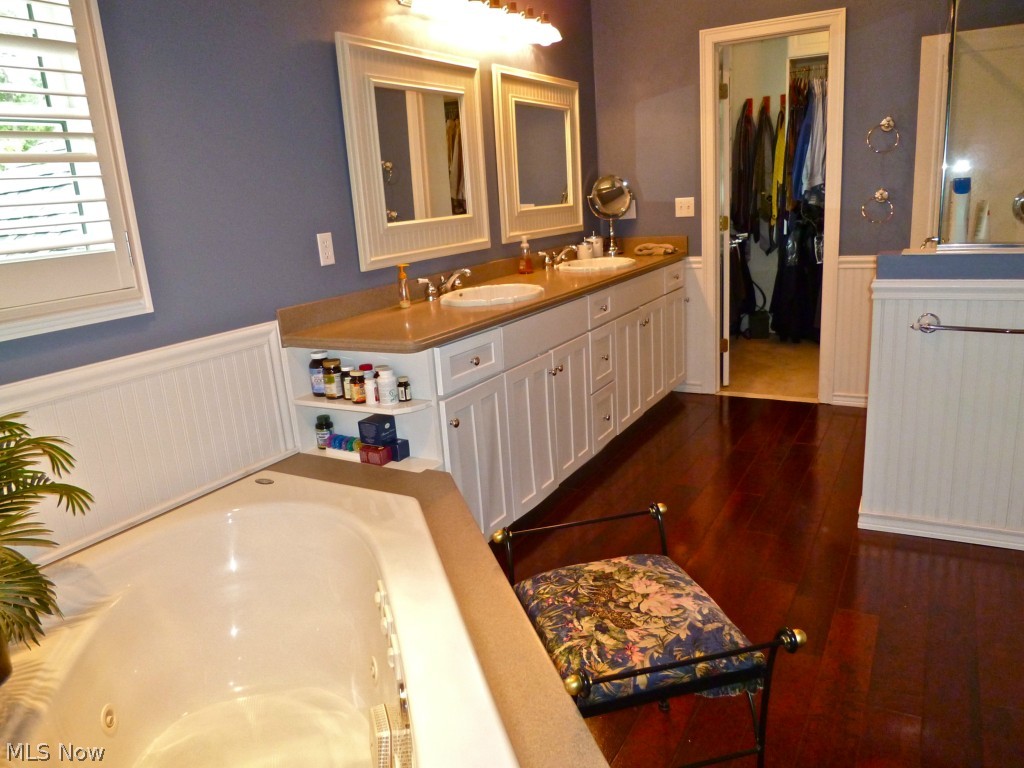 Cali Woods - Residential