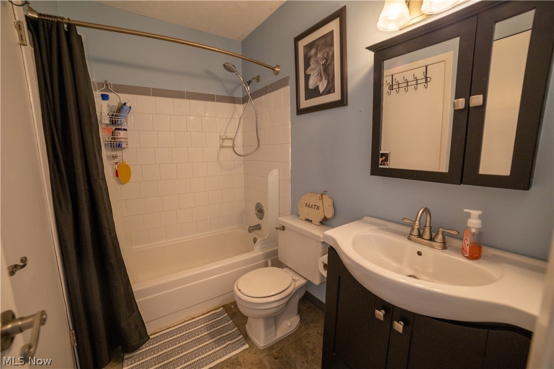 Big Turtle 02 - Residential