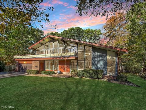 25861 Euclid Chagrin Pkwy, Richmond Heights, OH 44143 - #: 5167793