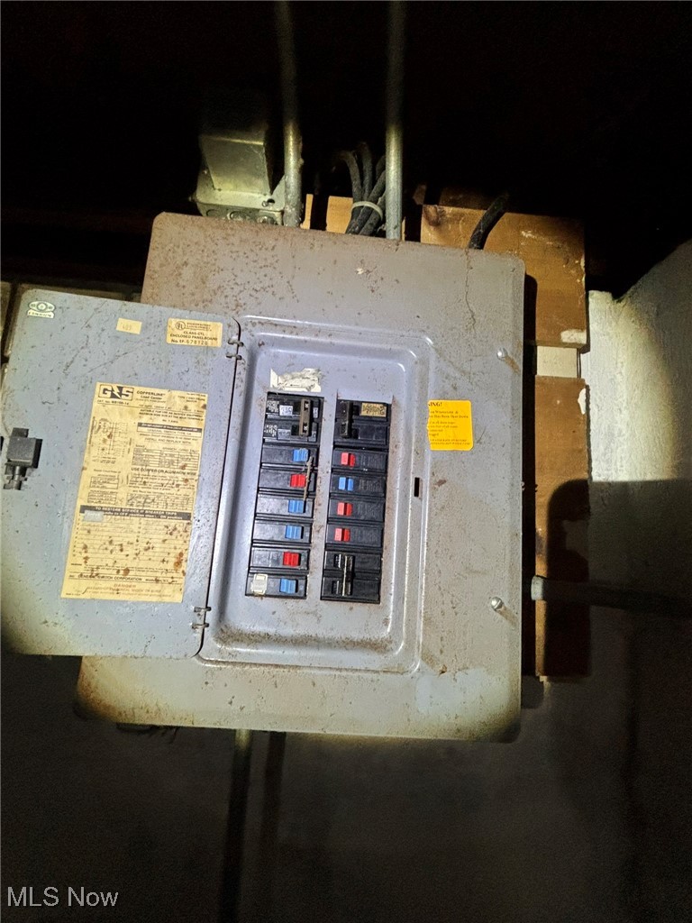 Miles-Harvard Park Sub #5 - Commercial Sale