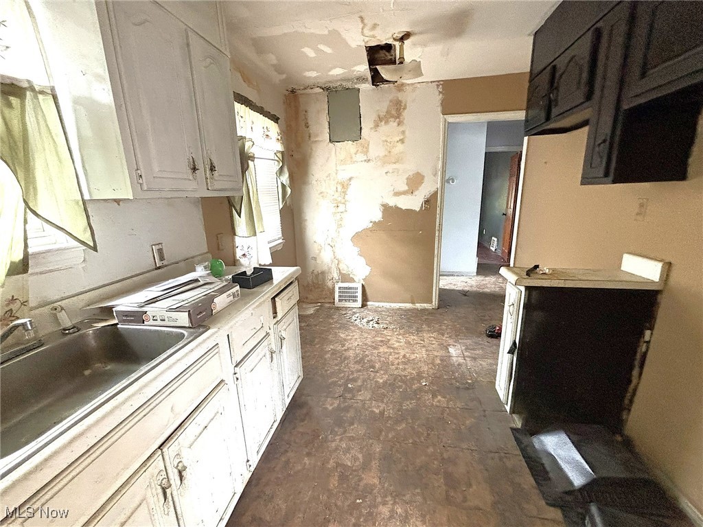 Miles-Harvard Park Sub #5 - Commercial Sale