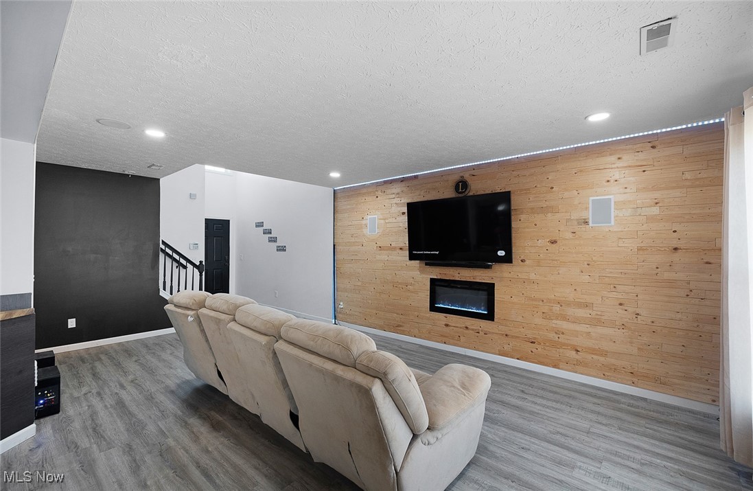 4007 Montgomery Drive